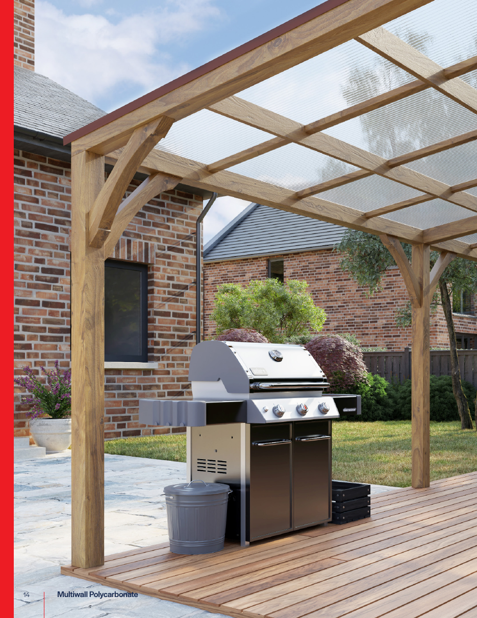 Pergola with multiwall polycarbonate roofing